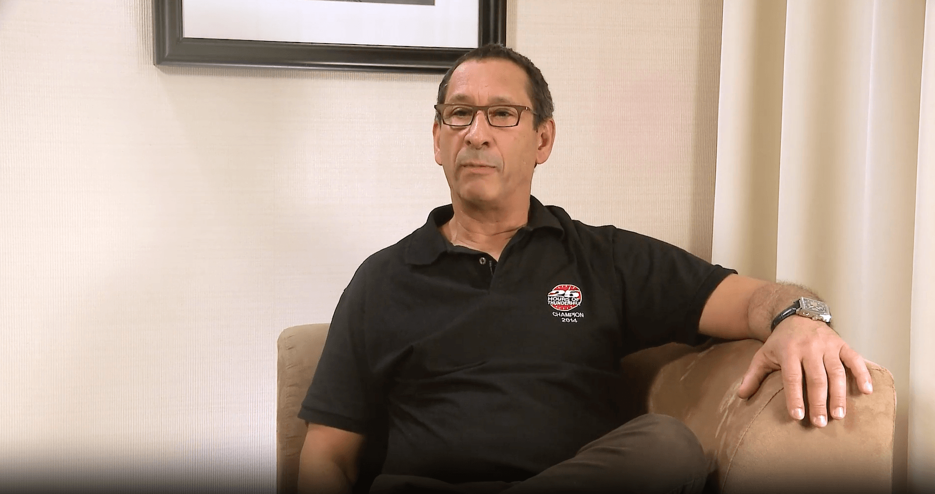 Cingal patient Gary sitting in a chair